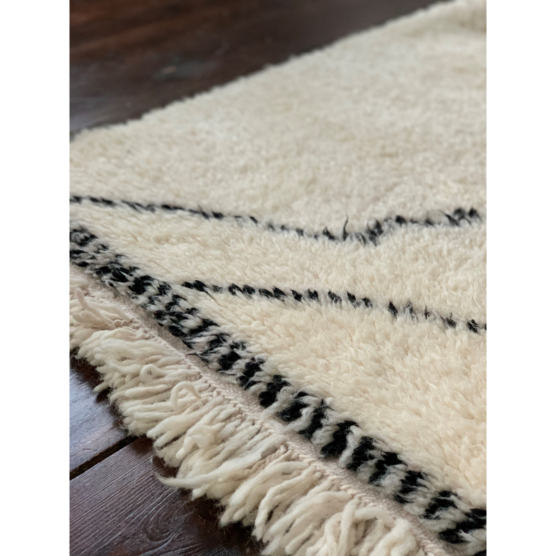 Moroccan Amazigh wool rug